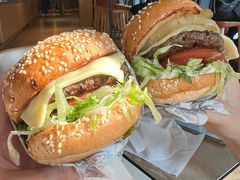 -The Habit Burger Grill 哈比特汉堡(复兴soho店)