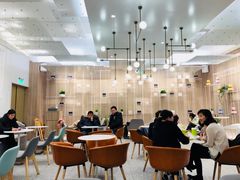 大堂-奈雪的茶(市百一店)