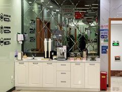 -茂菊口腔连锁(浦东南路店)