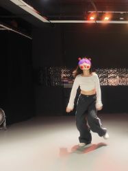 -WITCH （舞季）舞蹈工作室