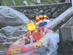 -安吉龙王山峡谷漂流