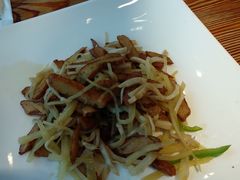 -塔哈尔·新疆盛宴(城西银泰店)