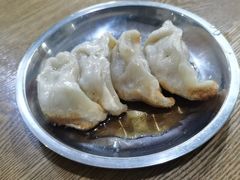 -黄阿姨锅贴大王(万航渡路店)