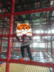 -趣玩空间蹦床乐园(临平旗舰店)