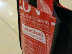 -lululemon(上海浦东IFC店)