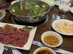 -乡土黄·鲜牛肉火锅·小龙虾(兴业街店)