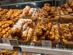 -胖东来生活广场(健康路店)