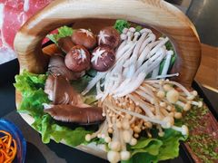 -捞王锅物料理(上海世茂广场店)