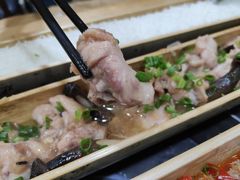 -胡须哥网红竹筒菜