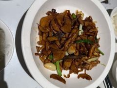 -关东小磨东北菜(漕河泾印象城店)