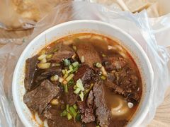 -中山牛肉肥肠粉面馆(军工社区店)