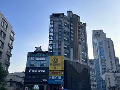-米瑞购物广场