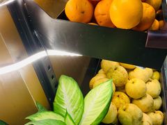 景观位-上海第一八佰伴