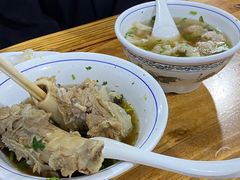 -老谢野馄饨(延安路店)