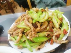 干煸鱿鱼须-鑫来子菜馆