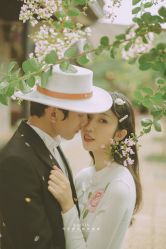 -雪中彩影婚纱摄影·微光艺术中心