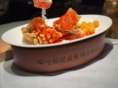 -吴越荣记苏州菜·松鼠桂鱼100%活鱼现做(斜塘老街店)