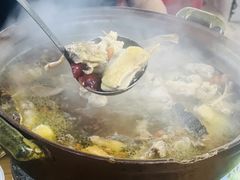 -威邵鸡煲(西华路总店)