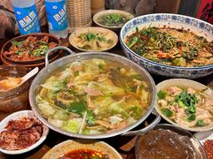 -谢老五跷脚牛肉·非遗传承店