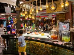 自助取餐区-四海一家自助餐(益田假日广场店)