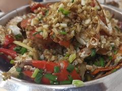 -凤凰路何眼镜香辣蟹(花果园店)