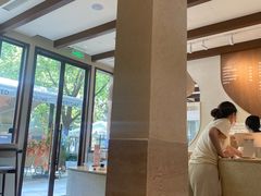 -VERIE BAKEHOUSE