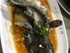 -四川小胡子海鲜(丁村万人海鲜广场店)