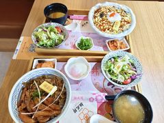 -桃花丼烧肉饭(凯丹商场店)