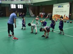 -呈康体育青少年篮球培训班(虹口店)