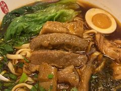 -康师傅私房牛肉面(申虹店)
