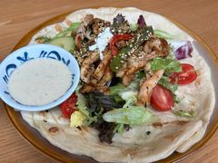 照烧鸡肉配牛油果拉法沙拉-HELLO 27 意面·沙拉·帕尼尼