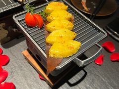 -蟹犇前•帝王蟹雪蟹(陆家嘴店)