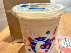 -瑞幸咖啡(外滩SOHO店)