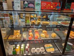 面包甜点陈列柜-星巴克(杭州西湖银泰1F店)