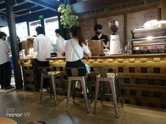 大堂-Metal hands·铁手咖啡