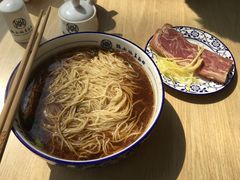 -镇南锅盖面馆(解放路店)