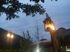 -楠柏弯休闲山庄(梨花溪店)