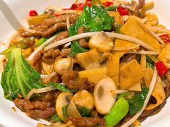 生爆牛肉面-寻裕记·现炒浇头面(人民广场店)