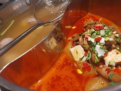 -左庭右院鲜牛肉火锅(浦江欢乐颂店)