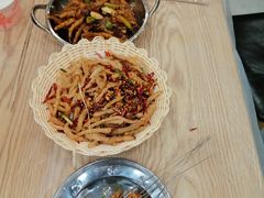 -江城燕子大排档(江汉路步行街店)