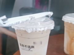 -本来不该有·鲜果咖啡(大梅沙店)