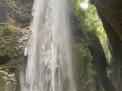 -龙水峡地缝景区