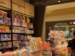 -潮品挚尚(龙湖长楹天街店)