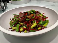 -江上荟·创意中国菜(绿地缤纷城店)