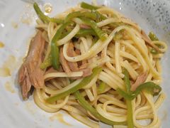 经典香辣金枪鱼面-Cafe Mersey默西咖啡(西交店)
