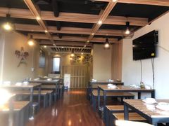 大堂-聚首堂·特色小吃·肘子(什刹海德胜门店)