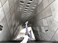 -南京眼步行桥