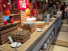 -大中华希尔顿酒店-念自助餐·嗨啤·小龙虾