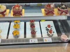 -花花卷卷·鲜食蛋糕(静安久光百货店)