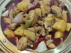 -牛一嘴·兰州牛肉面·大盘鸡(财富中心店)